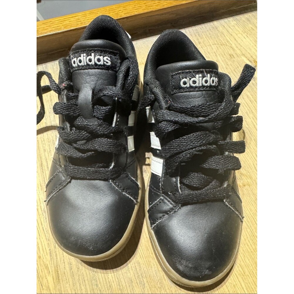 Adidas Original Kids Black and White Low-Top Sneakers
